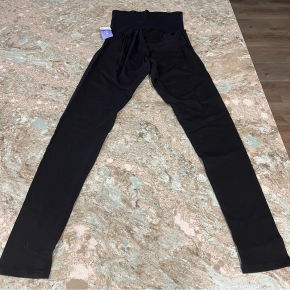 Motherhood Maternity Black Leggings with Belly Panel - Picture 5 of 14